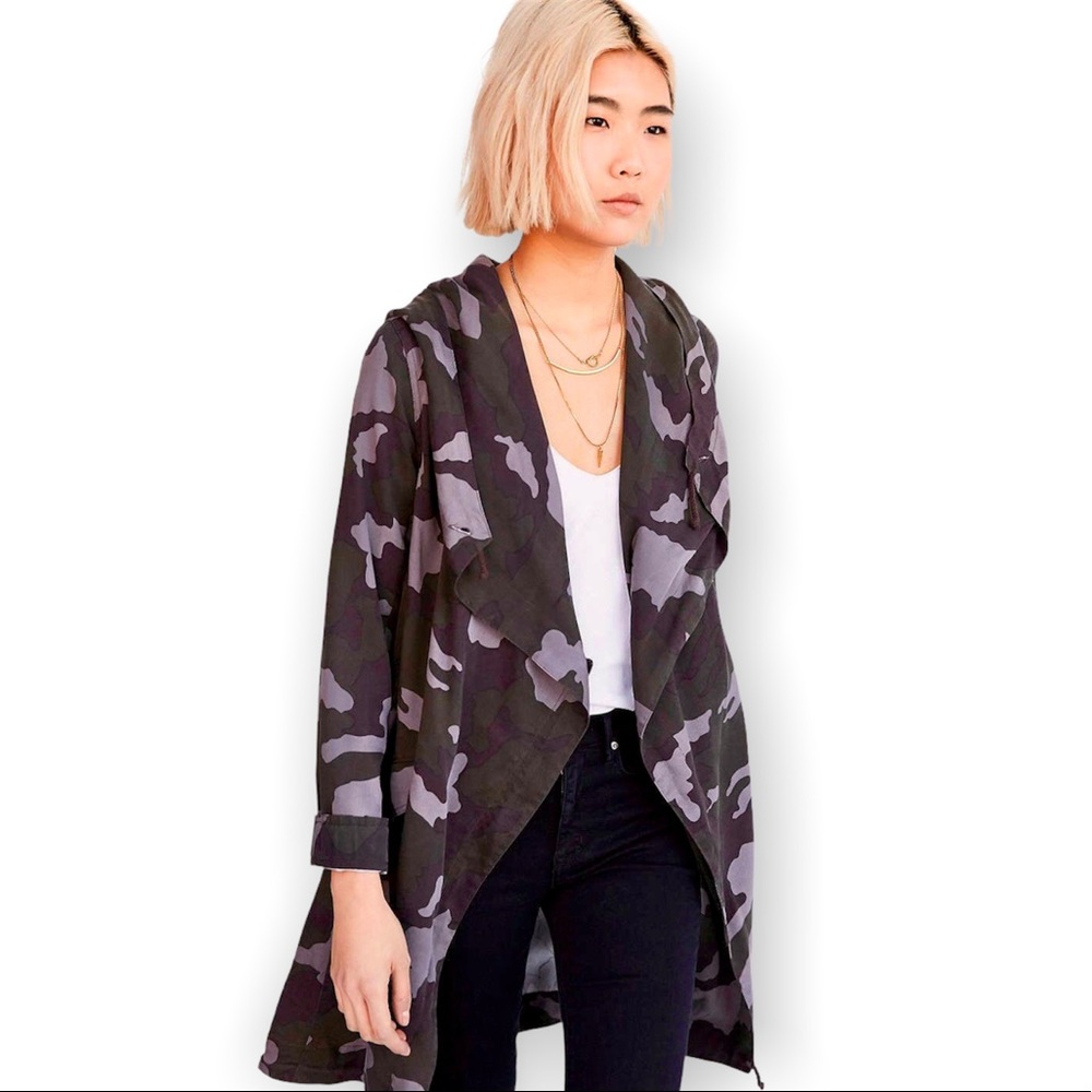 FLASH SALE ⚡️ SILENCE + NOISE Andy camo parka